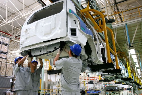 ���Ǻ��ϳ�����������ɷ����޹�˾�Ĺ�������װ���Ա���������7��28���㣩��������������ʡ�����ƽ����ƴ���ս�ԣ������͹�ҵ����·��һ��ӵ������֪ʶ��Ȩ����ҵ�ѳ�ΪƷ�ƴ����͹�ҵ��չ���������»��緢