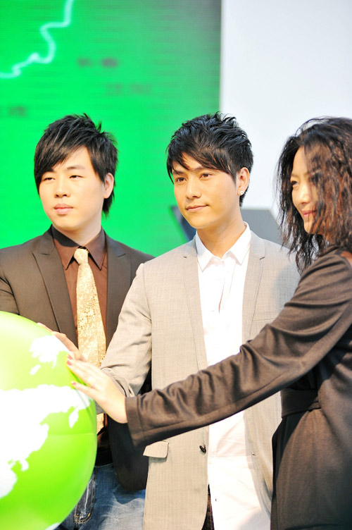 ����������̼����