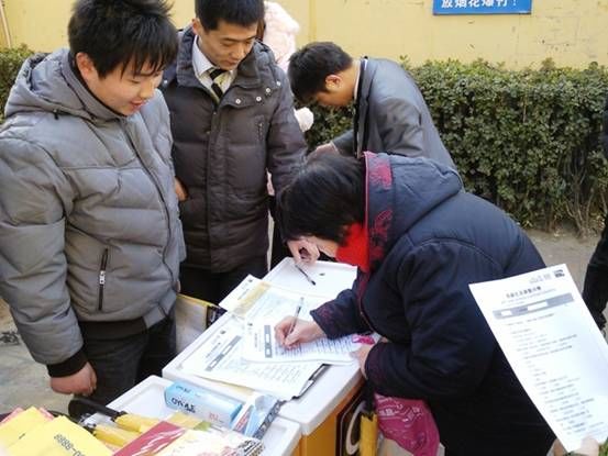 С������������д��̼��������ʾ�