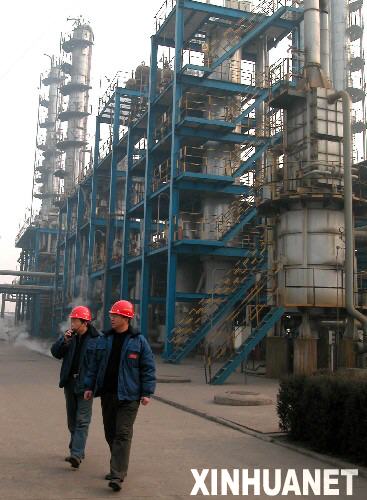 12��22�գ�������ɽ��̫ԭ��ѧ��ҵ�������޹�˾һ�������ϩ�����豸ǰ�߹������豸�Ľ��ܼ������ȫ��ʵ���˵��Լ�غͻ�����ꡣ ȫ����Ҫ��ú�������بD�Dɽ��̫ԭ��ѧ��ҵ�������޹�˾������Ͷ���ʽ��з����ܺͻ����¼������¹��գ���������һ�������ŷţ�ѭ�����õķ�չ֮·�����ܻ���ҲΪ��ҵ�����˿ɹ۵ľ���Ч�棬���������ŷ������п��������塱һ��ÿ��ɻ��Ч��1000����Ԫ�� 