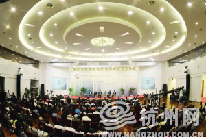 5��19�����磬̫���Ļ���̳�ڶ���(����)�����С���̬���������ʽ���߶˶Ի�������������