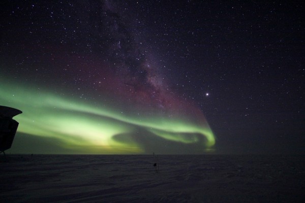 Aurora australis (the southern lights) at the South Pole Aurora australis (the southern lights) at the South Pole