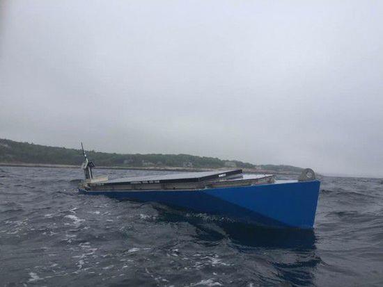 孤独之旅:一艘太阳能无人船正横跨大西洋