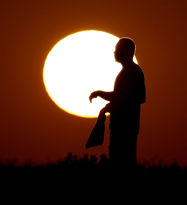 全球人民过夏天:有些太有才