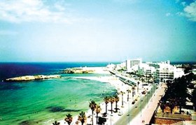 _突尼斯最美的海滩和港湾_乐途旅游网