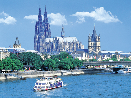 德国科隆附近的一段莱茵河